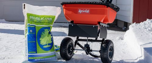 85LB ICE MELT PUSH BROADCAST SPREADER